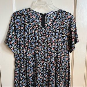 Vintage Erica & Co Spring Ditsy Floral Short Sleeve Flowy Dress